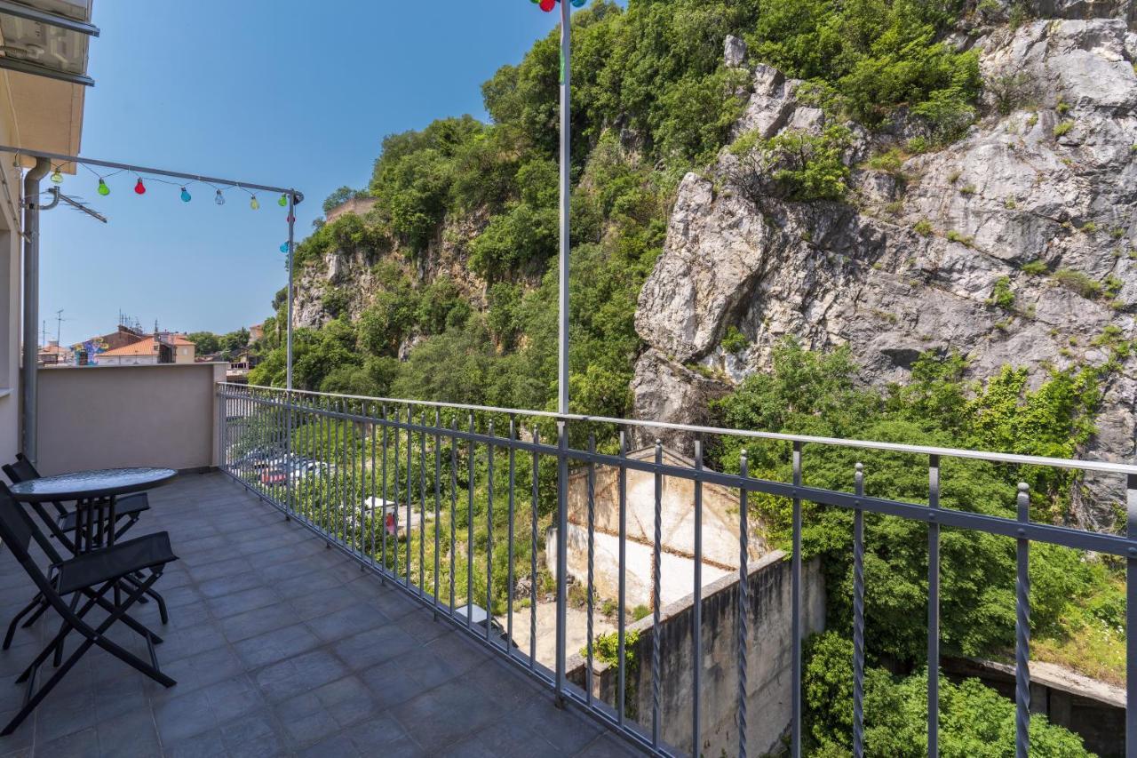 Stunning Apartment In Quiet Street Near Center With Free Parking 4 Floor Ριέκα Εξωτερικό φωτογραφία