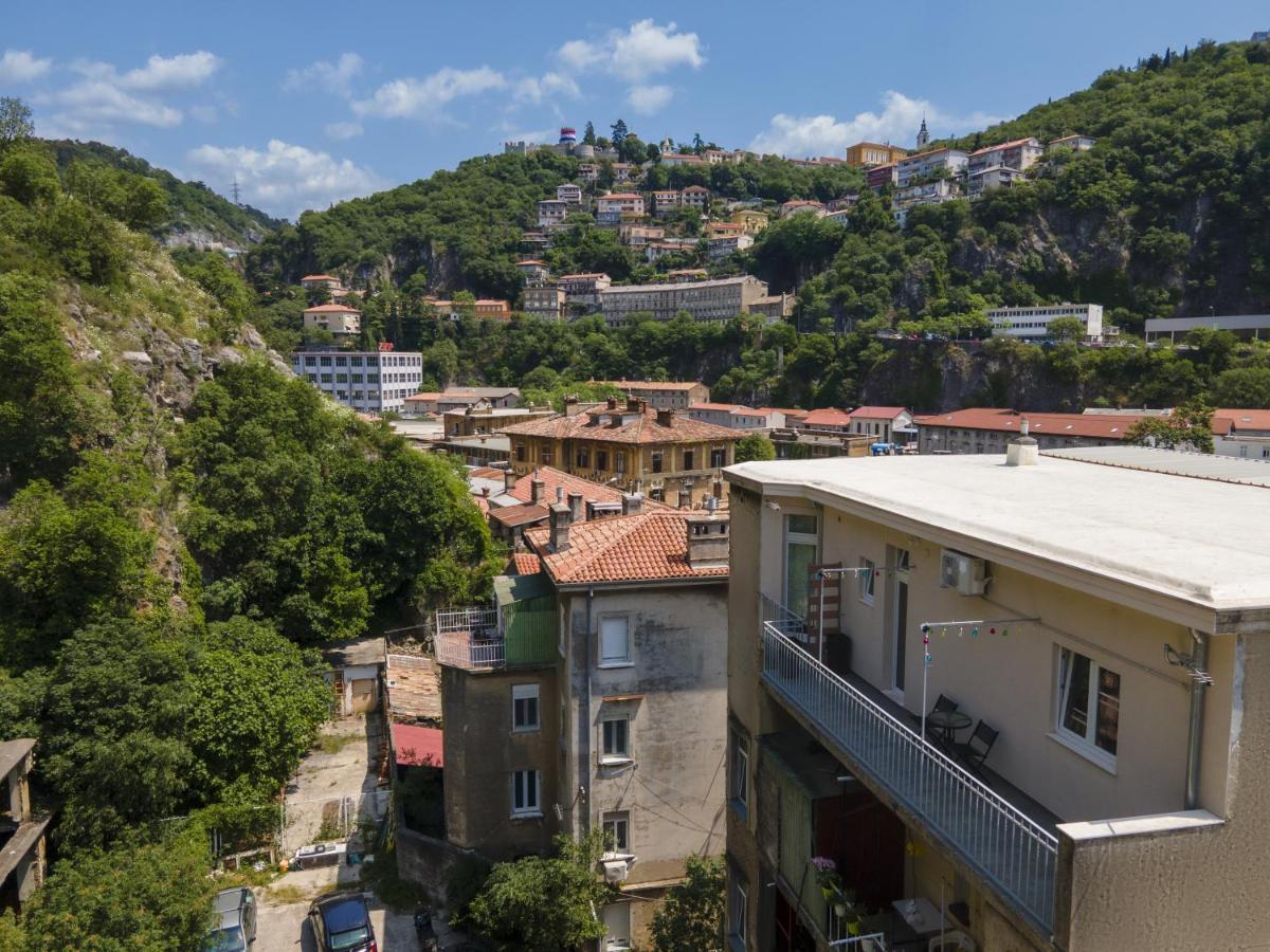 Stunning Apartment In Quiet Street Near Center With Free Parking 4 Floor Ριέκα Εξωτερικό φωτογραφία